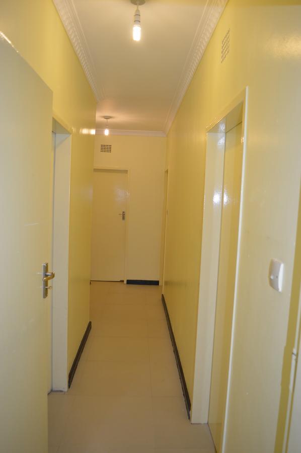Kasuda House - Rent The Entire House Hotel Lusaka Bagian luar foto
